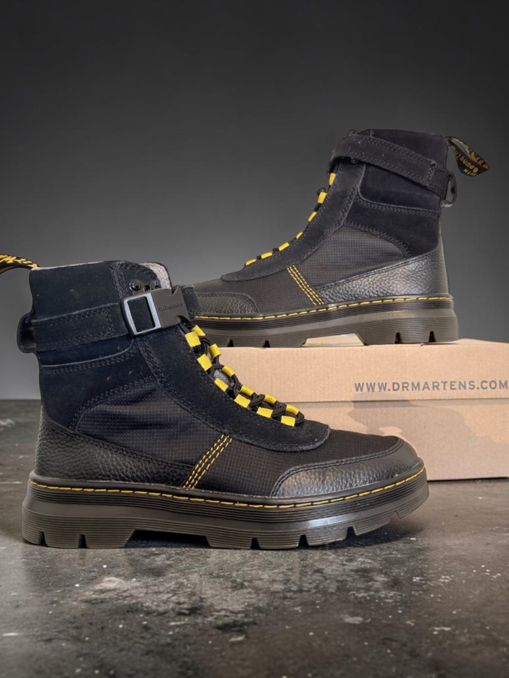 Dr.Martens Combs Black Unisex Boots (size 10 women/9 men)